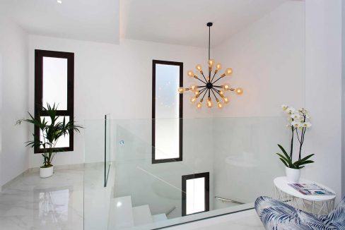 o_1ehuibtts17b6frt34q1pr0fs26