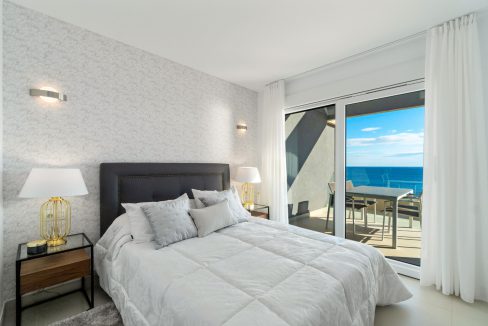 o_1ei3lv7bj146n15g6gia1q8d1nnm3d