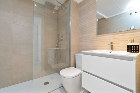 o_1ei3lv7bj1sjc1p3c4q01kca6bm3h