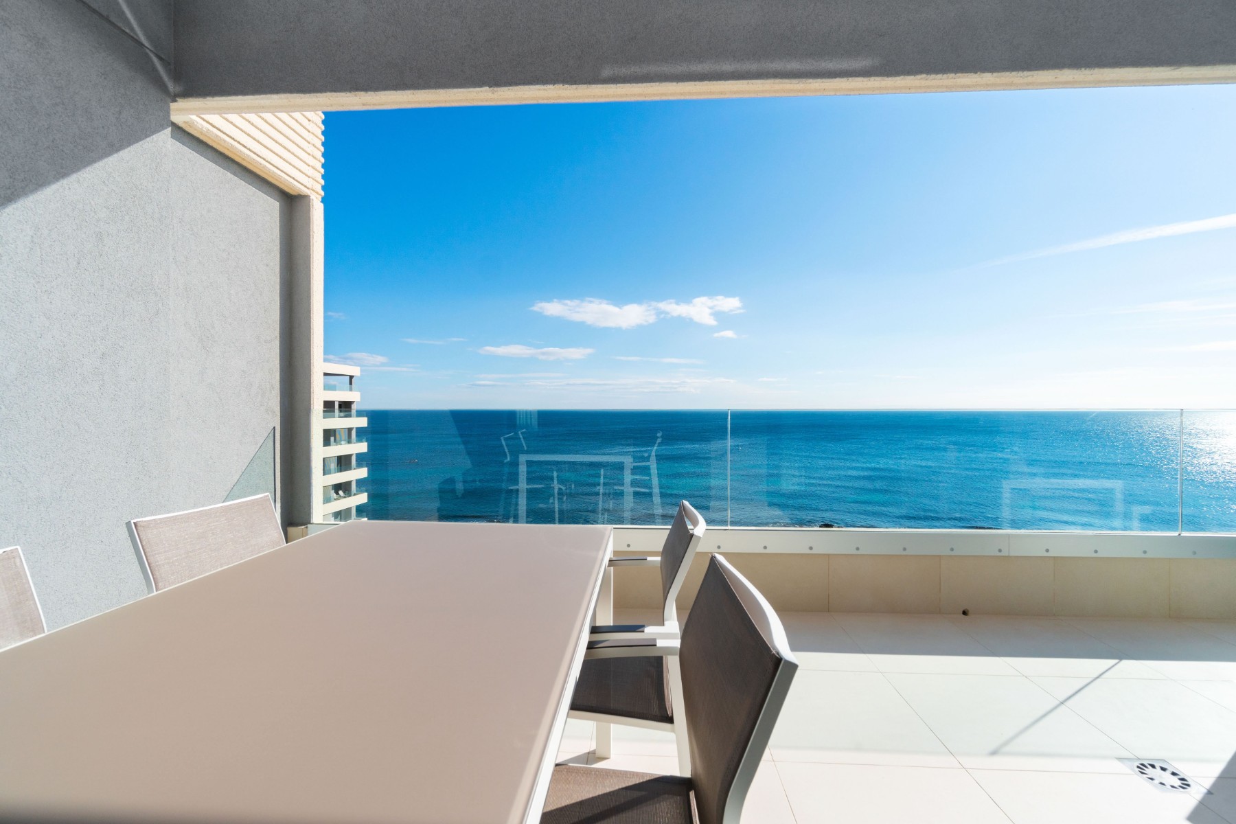 o_1ei3lv7bkq5tthp1n93ljln5c3o