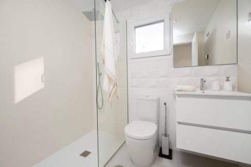 o_1ei3lv7bms201bg01p7f1kdqc554c