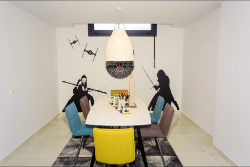 o_1ei60o8bf37u1fuo1qtp1om214ug3p