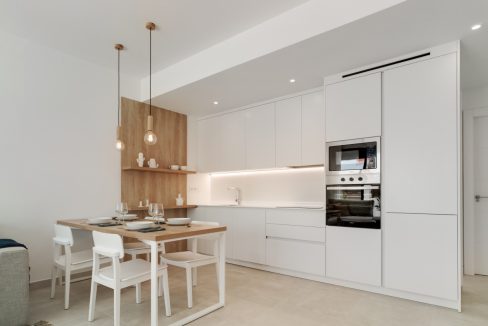 o_1ei61mjd31t0718khesi2a04573a