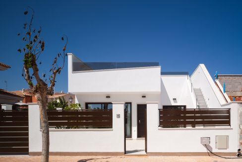 o_1ei62bpgl1vmhr67ei61d7q15es2v