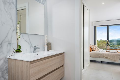 o_1ei6kkebi18011j0n127iq8b3lf3a