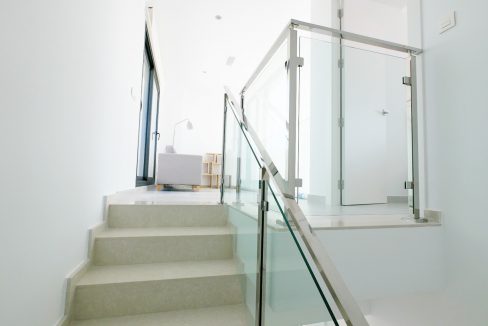 o_1ei70ttsd5701jk1agi1qntnln2u