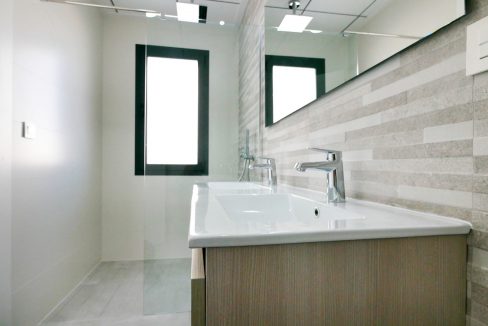 o_1ei70ttsdt4nasd1jhd5rh10rf2l