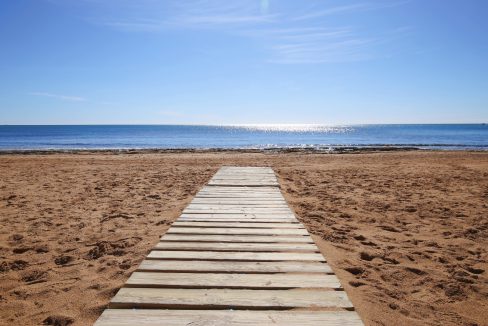 o_1ei901ul5jhmf10102m17dl1rua2f