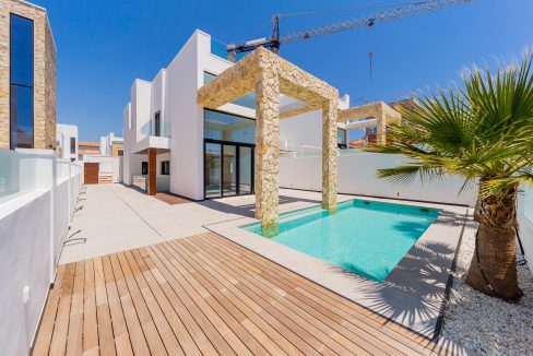 o_1eiat6lqt5kc1i34pq714mtk2o3s