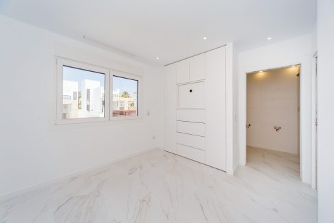 o_1eiat6lqu153h1jg51vtu1fau1oos58