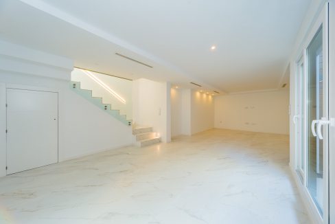 o_1eiat6lqu1e5q8qmhnatluu6d4k