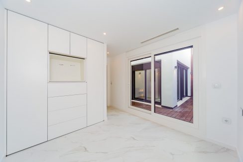 o_1eiat6lqu8a0pvbbn214ii3ao4p