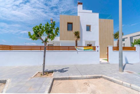 o_1eiava9cj1dm11c181v76oph162j4g