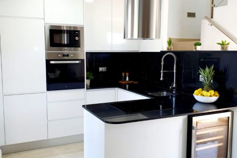 o_1eib7fmilrch18t1l7i79je3t27