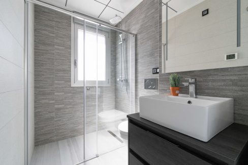 o_1eibg3grk1qeoua11bth1id4d9m39