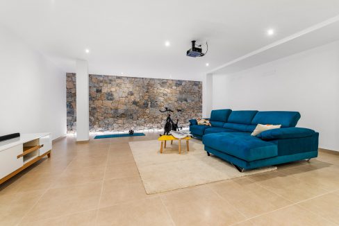 o_1eibl6kva1k6p7721ri81k1u662n