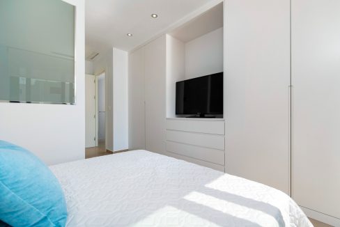 o_1eibl6kvag3qcm3stk110l1erg2p