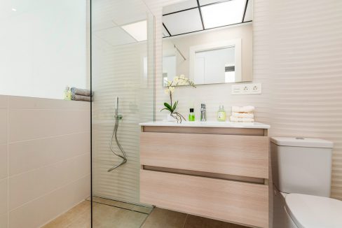 o_1eibl6kvb9di6moq5j1q3klpp2r