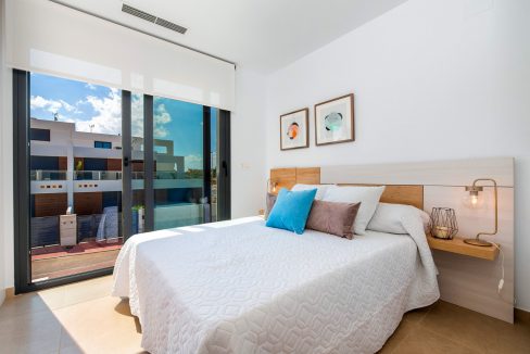 o_1eibl6kvfi7b1apjtsn7ao8mb37