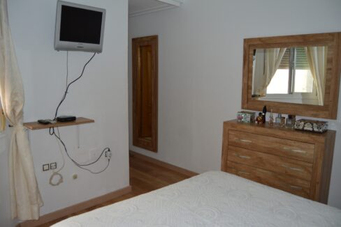 o_1eig0tlcdj4c8drd01qkt1mek7d