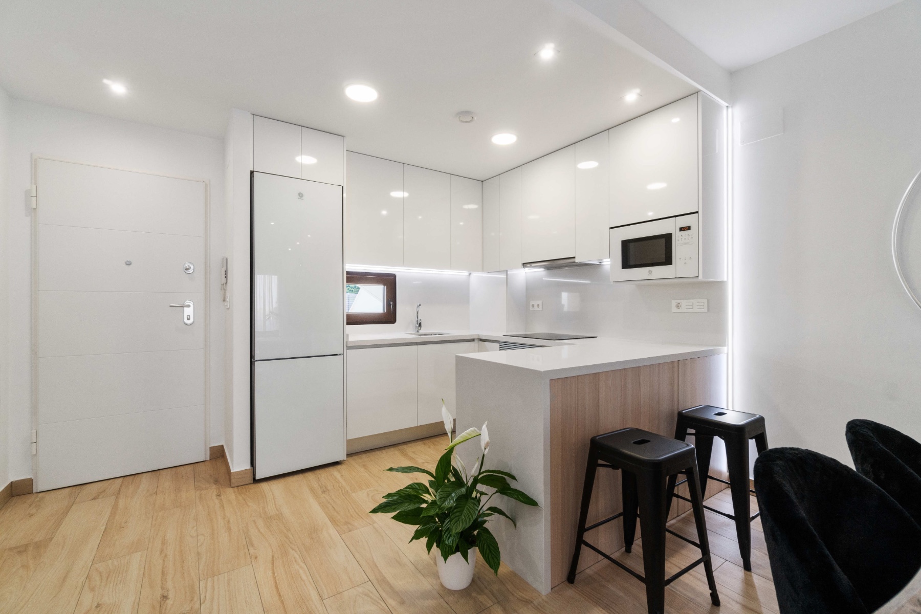 o_1eij570gu9r1ilh1mn41grpkb03q