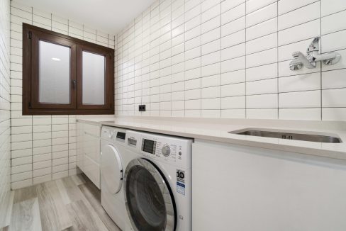 o_1eij87k9sipqvha1nii1caimpt5b