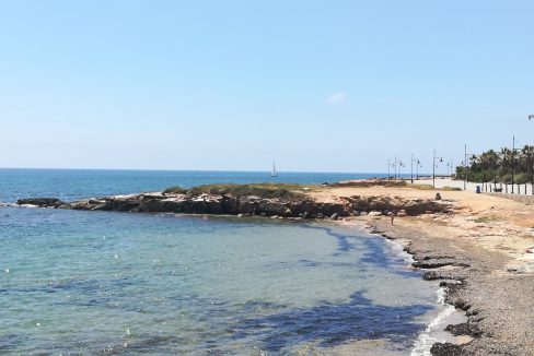 o_1eiqkln30tmslp3l0drgr1fm86e