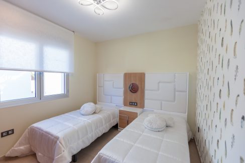 o_1eir5q6tb1gr5n81o6r1q8p1qps26