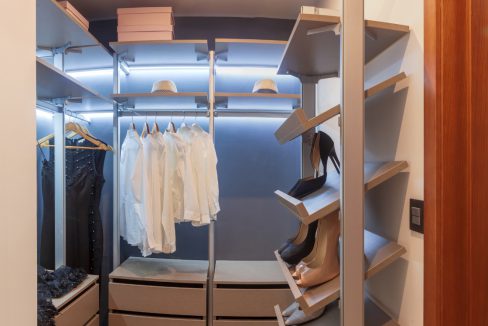 o_1eir5qe1fun81cp20r1noetvc2r