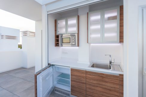 o_1eir6jcf11jf9l9aniu1f0d7lm46