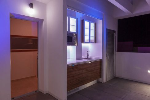 o_1eir6jcf11kr7kndsprogho0244