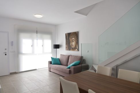 o_1eisu2l7a1eoti941t4m17ln10fu2v