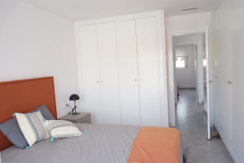 o_1eit1s63hgfrc5a19p9s31d5j43