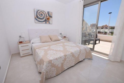 o_1ejcb4g4jdml82gtpt138dhtr1v