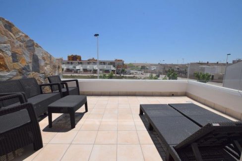 o_1ejcb4g4kk50k4j1i1uhou1b4o22