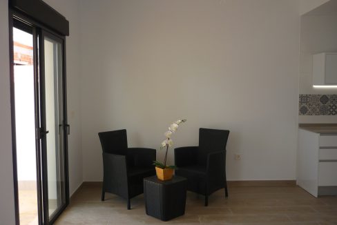 o_1ejs7q04b1bkq1kjo10141qrrccm34