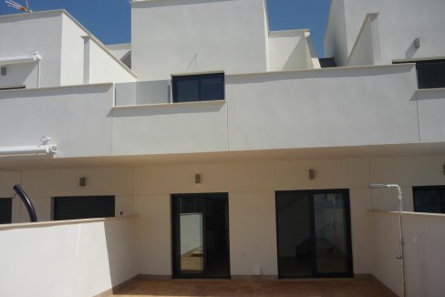 o_1ejs7q04b1du811ht74n80164c32