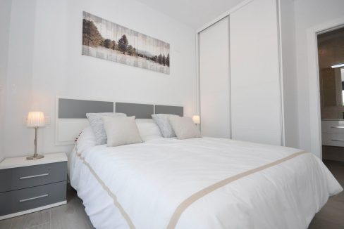 o_1ejsinc0b1nvmljp1ok116sl7us2s