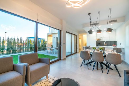 o_1ek1128ddu881o0pbdu1j4p1vip2u