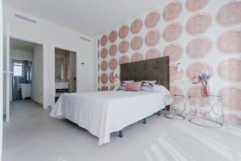 o_1ek49j5c8v59s0v1vlm5un1m2t2m