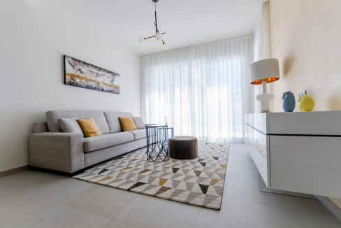 o_1ek49j5c9bp2glp13sdvofvbh33