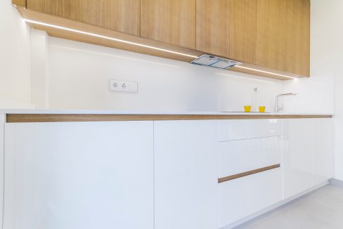 o_1ek49j5c9uon1bka10cgcq017ah2u