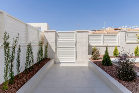 o_1ek49j5cblo2138pv1oecs107037