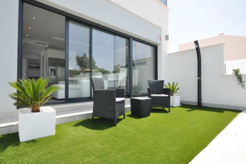 o_1ek6jngk8qih1gkb1440h25120n2j