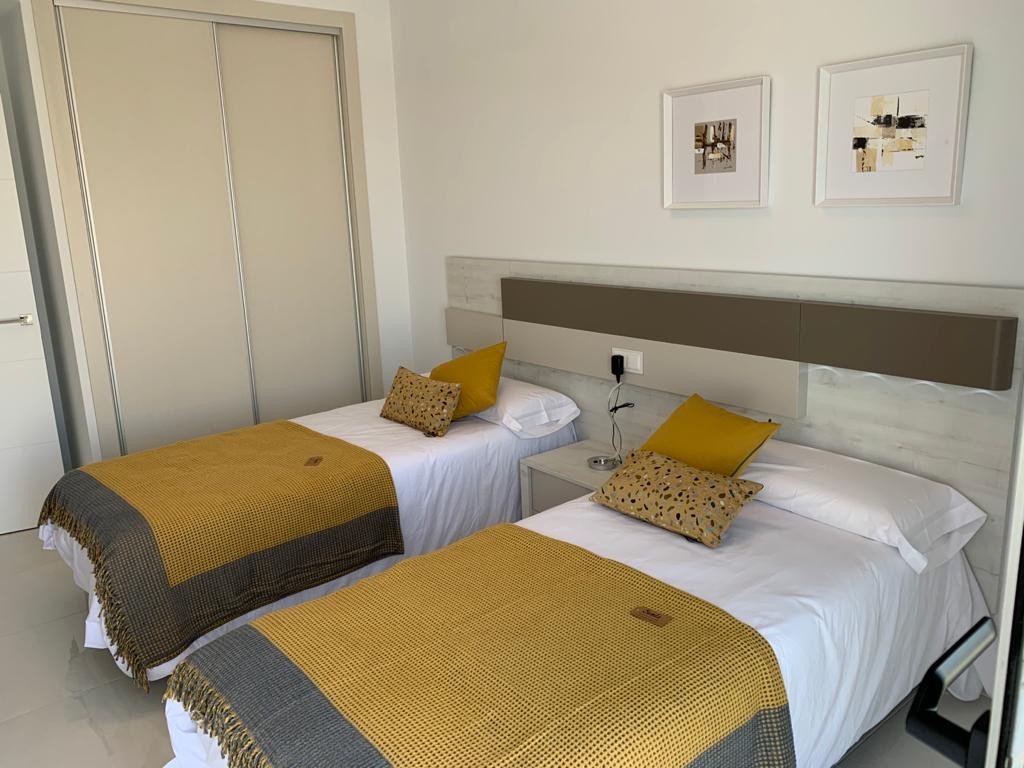 o_1ekbfcfg3qipeq7grupkcmeq26