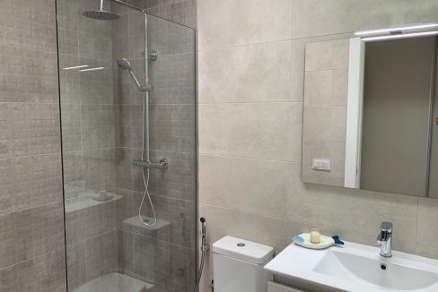 o_1ekbfcfg3qpqroa1v611lu81vm424