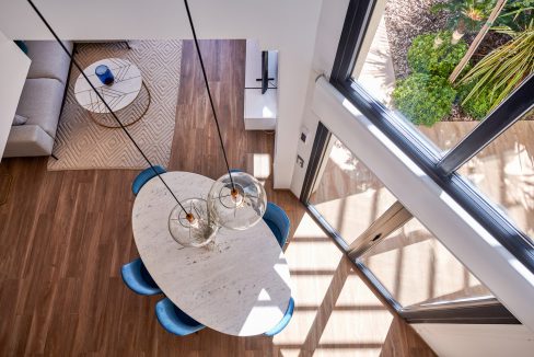 o_1eke3ig7hb9hfhf2ackkq18ed34