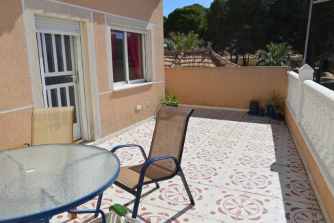 o_1eket3iq4fdni1j17jc1m091s3g4i