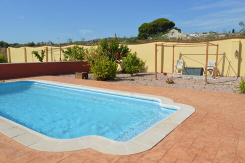 o_1ekf3dd5lvk9tcij0nds6m563i