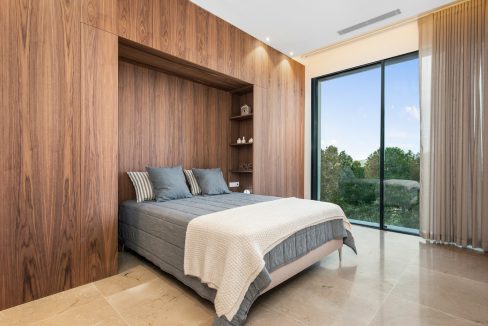 o_1ekjbt61t1annd7b1bd3pb71nk52r